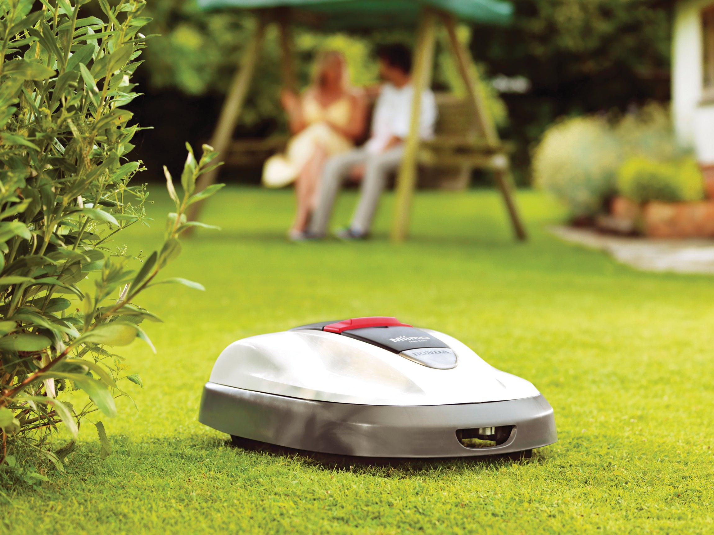 Introducing Honda's First Robotic Mower: Miimo
