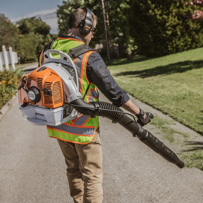 STIHL® BR 430 – Howard Brothers